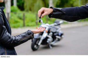 comprar moto de contado
