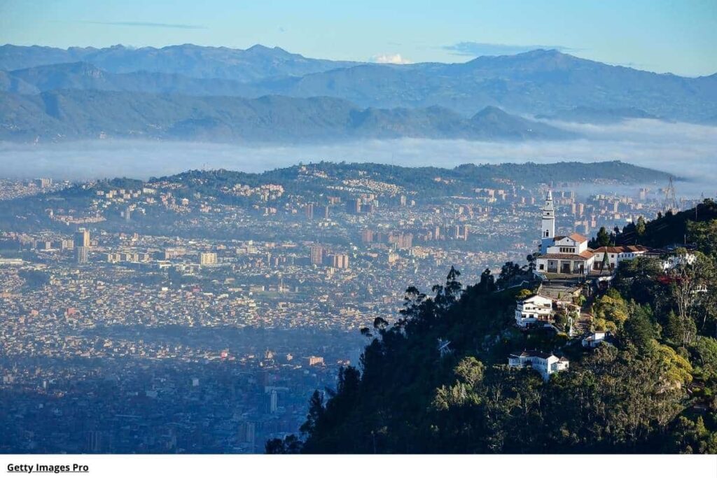 Del santuario indígena al símbolo católico