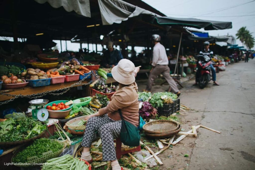plazas de mercado en diciembre 2025, Vendedores en una plaza de mercado, Más Estilo de Vida